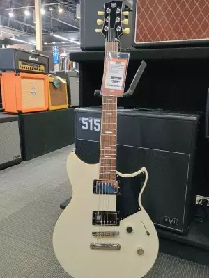 Yamaha - RSS20 VW