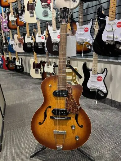 Godin Guitars - G50987