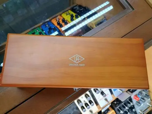 Universal Audio - MIC-UA187 2