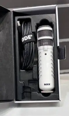 Podcaster Dynamic USB Mic 2