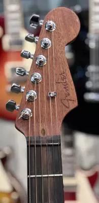 American Acoustasonic Jazzmaster, Ebony Fingerboard - Arctic White 2