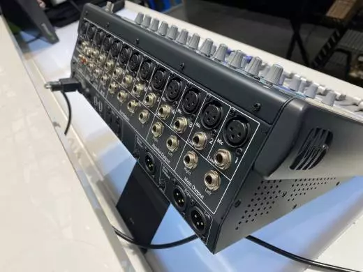 PreSonus StudioLive 16.0.2 Firewire 16-Channel Digital Mixer 2