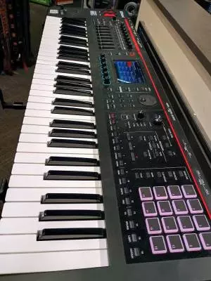 Store Special Product - Roland - FANTOM-06