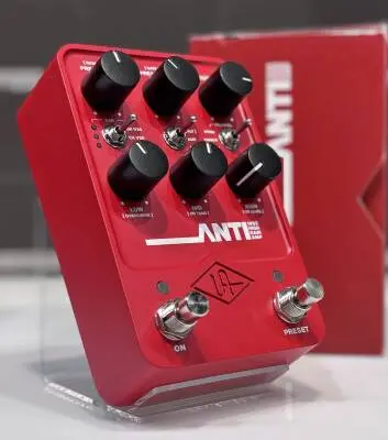 ANTI 1992 High Gain Amp Pedal 2