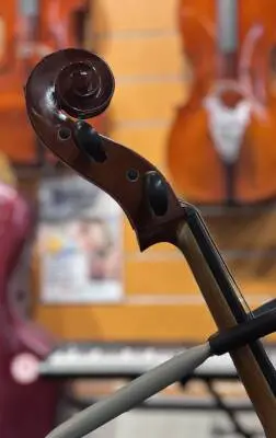 Strunal 40/4 1/2 Cello Outfit 2