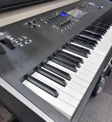 MODX8 88-Key GHS Action Synthesizer 2