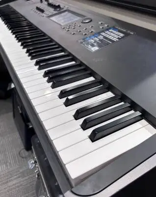 MODX8 88-Key GHS Action Synthesizer 2