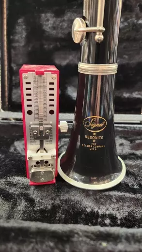 Selmer Signet clarinet 2
