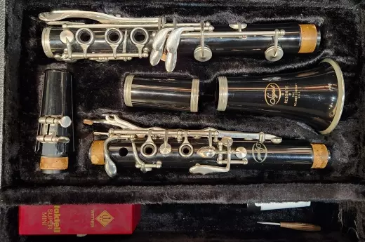 Selmer Signet clarinet