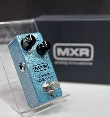 M296 Classic 108 Fuzz Mini Guitar Effects Pedal