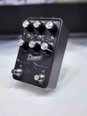 UAFX Dream '65 Reverb Amplifier Pedal 2