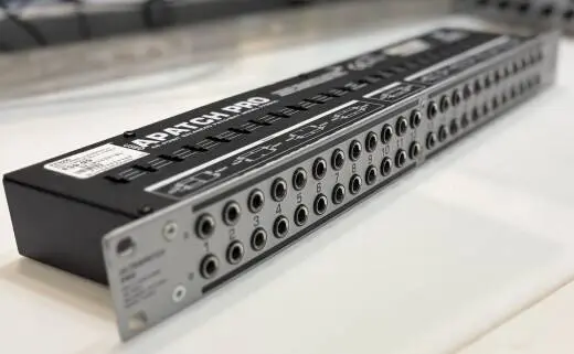 PX3000 Multi-Functional 48-Point 3-Mode Balanced Patchbay 2