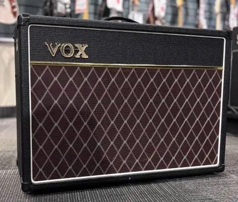 Store Special Product - AC15C1 - 15 Watt 1x12 Tube Combo