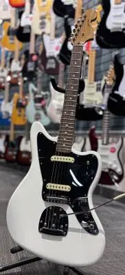 Player II Jaguar, Rosewood Fingerboard - Polar White
