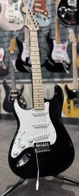 Sonic Stratocaster Left-Handed, Maple Fingerboard - Black