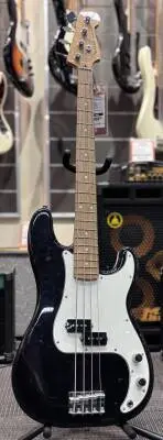 Player Precision Bass Pau Ferro - Black
