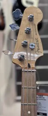 Player Precision Bass Pau Ferro - Black 2