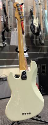 Store Special Product - American Professional II Jazz Bass, Rosewood Fingerboard - Olympic White