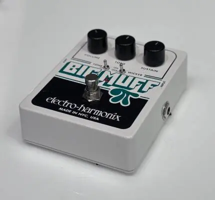 Big Muff PI with Tone Wicker