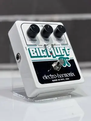 Big Muff PI with Tone Wicker 2