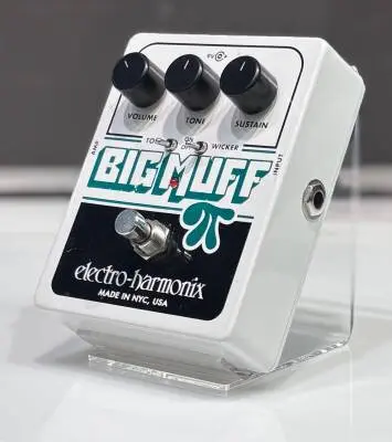 Big Muff PI with Tone Wicker 2