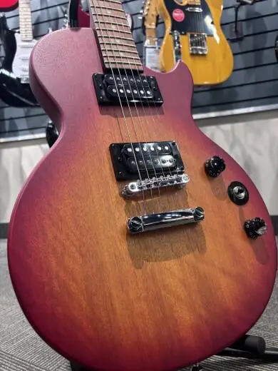 Les Paul Special-II E1 Electric Guitar - Heritage Cherry Sunburst 2