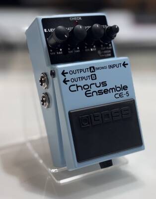 BOSS Stereo Chorus | Long & McQuade