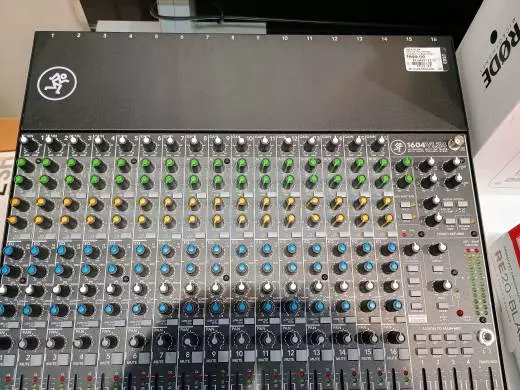 Mackie - 1604-VLZ4 2