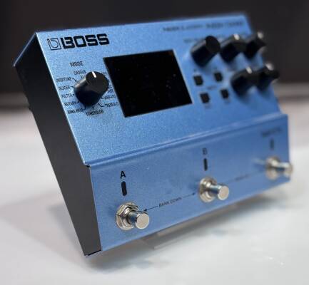 BOSS MD-500 Modulation | Long & McQuade