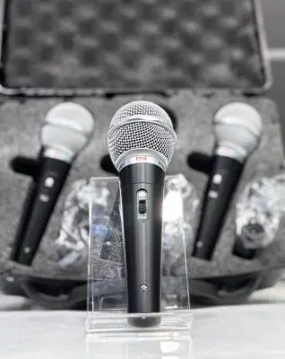 Pyle Microphone for Singing, Dynamic Microphone Kit, Cardioid Unidirectional Vocal Handheld Mic, Inc Hard Carry Case & Bag, Holder & 26ft xlr Audio Cable to �� Audio Connection �3 Piece 2