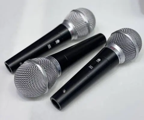 Pyle Microphone for Singing, Dynamic Microphone Kit, Cardioid Unidirectional Vocal Handheld Mic, Inc Hard Carry Case & Bag, Holder & 26ft xlr Audio Cable to �� Audio Connection �3 Piece 2