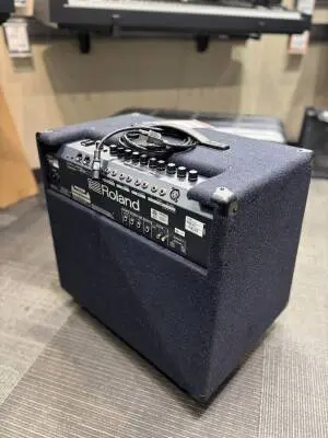 Roland - KC-600 2