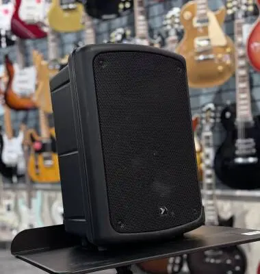 Coliseum Series Compact Powered Speaker - 8 inch Woofer - 100 Watts