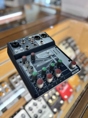 Soundcraft - NOTEPAD-5 2