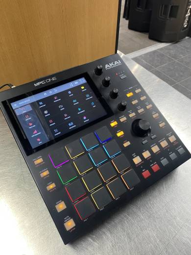 DTM・DAW AKAI MPC ONE Akai Professional MPC One + – DJ TechTools