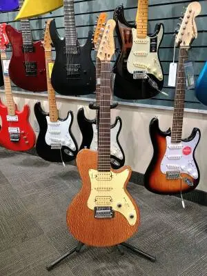 Godin SDxt Lacewood 2