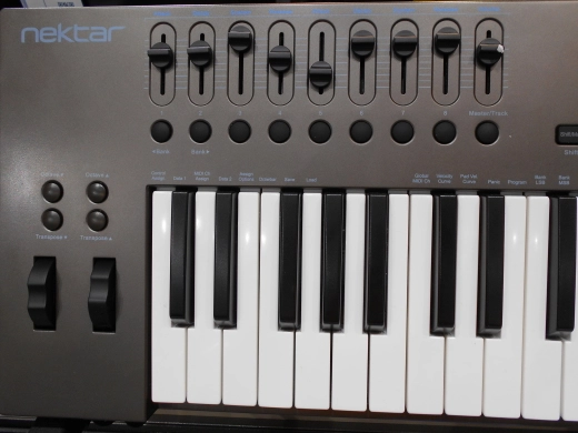 Nektar - IMPACT LX49+ 2