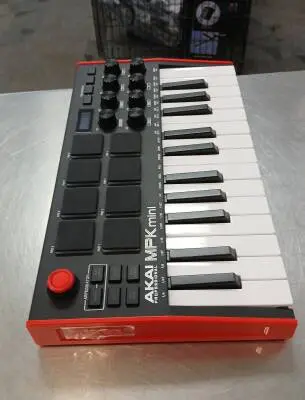 Akai - MPKMINI MKIII 2
