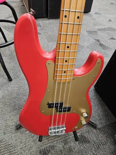 Squier 40th Anniversary P Bass