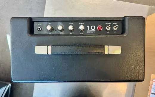 BLACKSTAR SERIES ONE 10AE 2