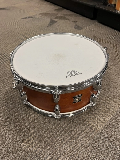 YAMAHA 14X6 MAPLE SNARE DRUM-VINTAGE NATURAL