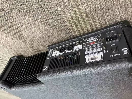 YORKVILLE 5CH 100W X2 MIXER W/DFX 2