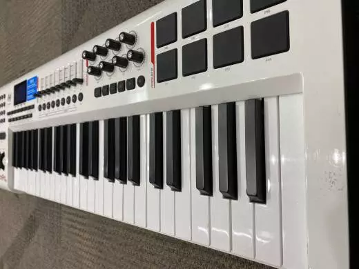 M-AUDIO 49 KEY MIDI CONTROLLER W/HYPERCONTROL 2