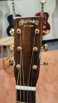 Martin Guitars - 000-18 MD 2