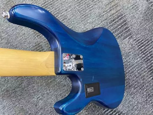 STERLING SUB RAY 5 TRANS BLUE 2