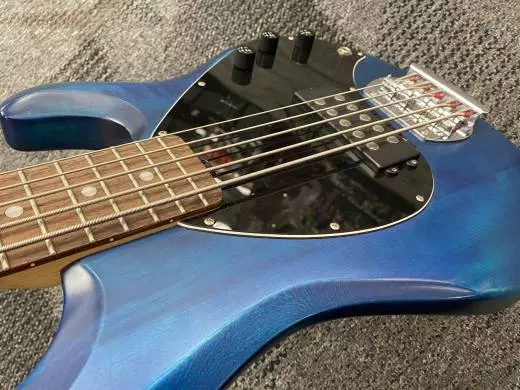 STERLING SUB RAY 5 TRANS BLUE 2