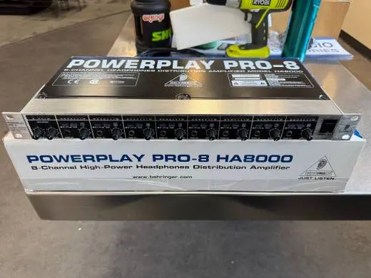 Behringer - HA8000 V2