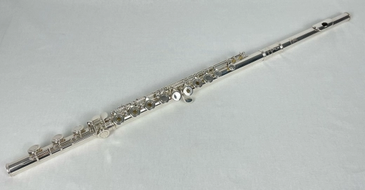 Amadeus Intermediate Open-hole Flute 2