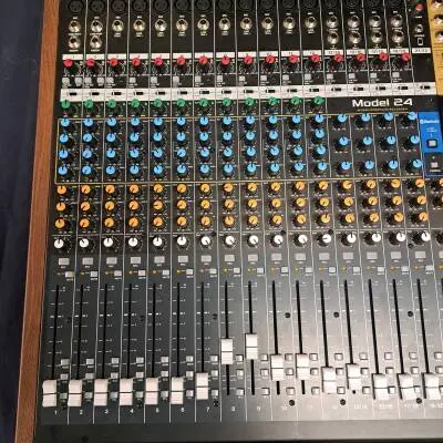 Store Special Product - Tascam - MODEL 24