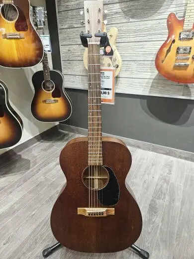 Martin Guitars - 000-15M 2